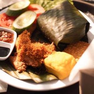 Ganitri Cafe Resto Bandung Review Menu Dan Lokasi Travelandword