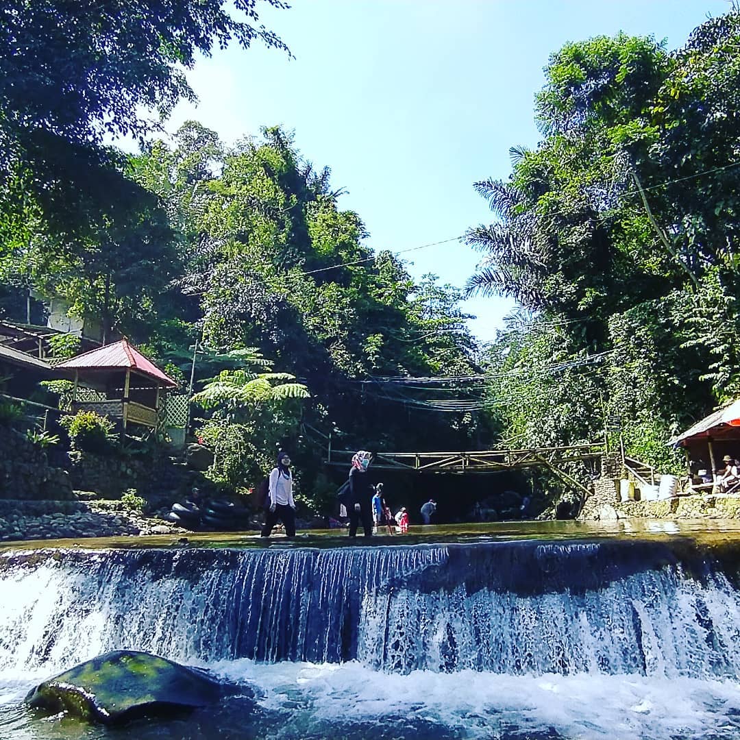 Curug Leuwi Asih Bogor Daya Tarik Harga Tiket 2023 Travelandword