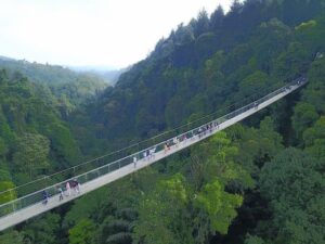 jembatan gantung sigutugunung via IG situgunungsuspensionbridge