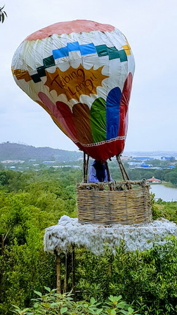 tebing langit bukit dangas sekupang