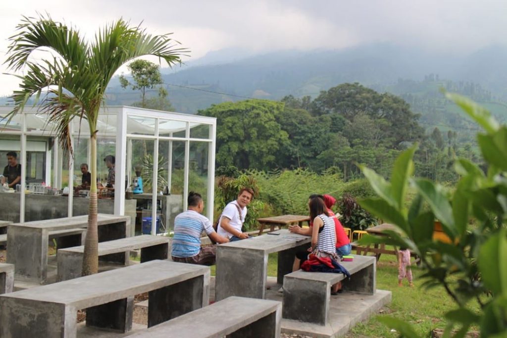 lokasi kaki bumi coffee kledung