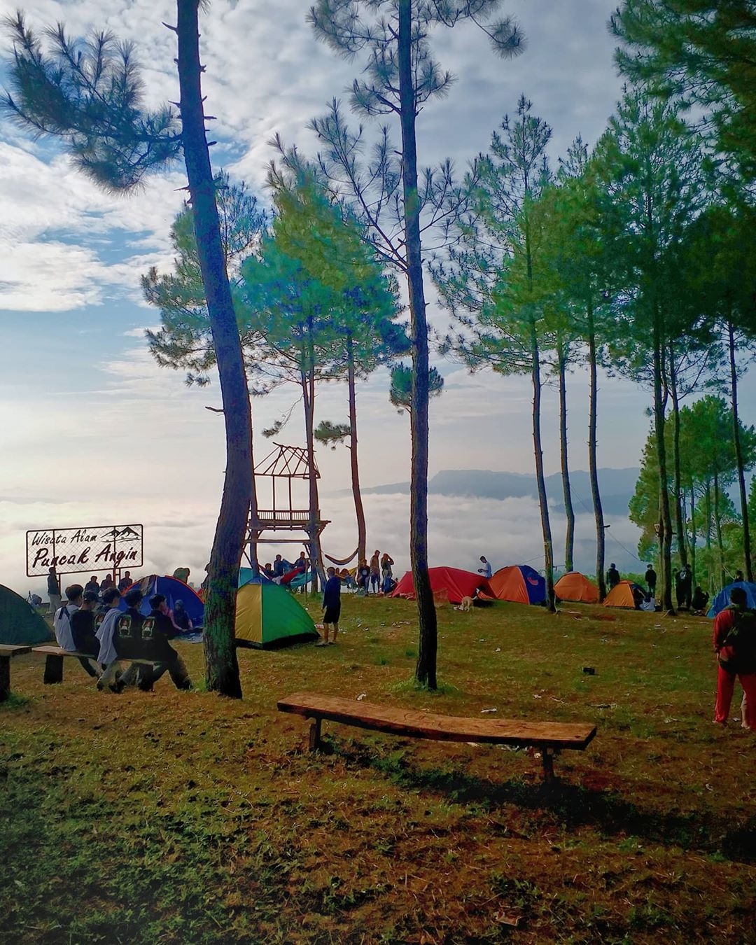 Nih Lokasi Puncak Angin Pabuaran Sukabumi, Asyik Untuk Camping - Travel