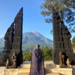 spot gapura selo gunung merapi