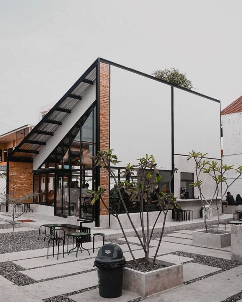 Lokasi Dan Harga Menu Kallia Cafe Medan - Travelandword