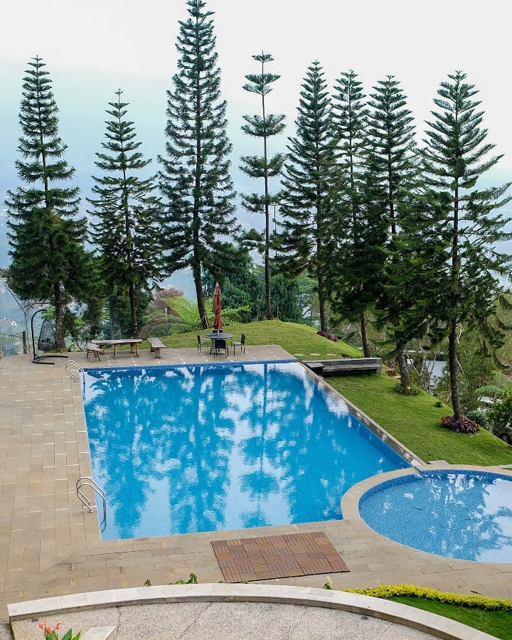 kolam renang untuk umum