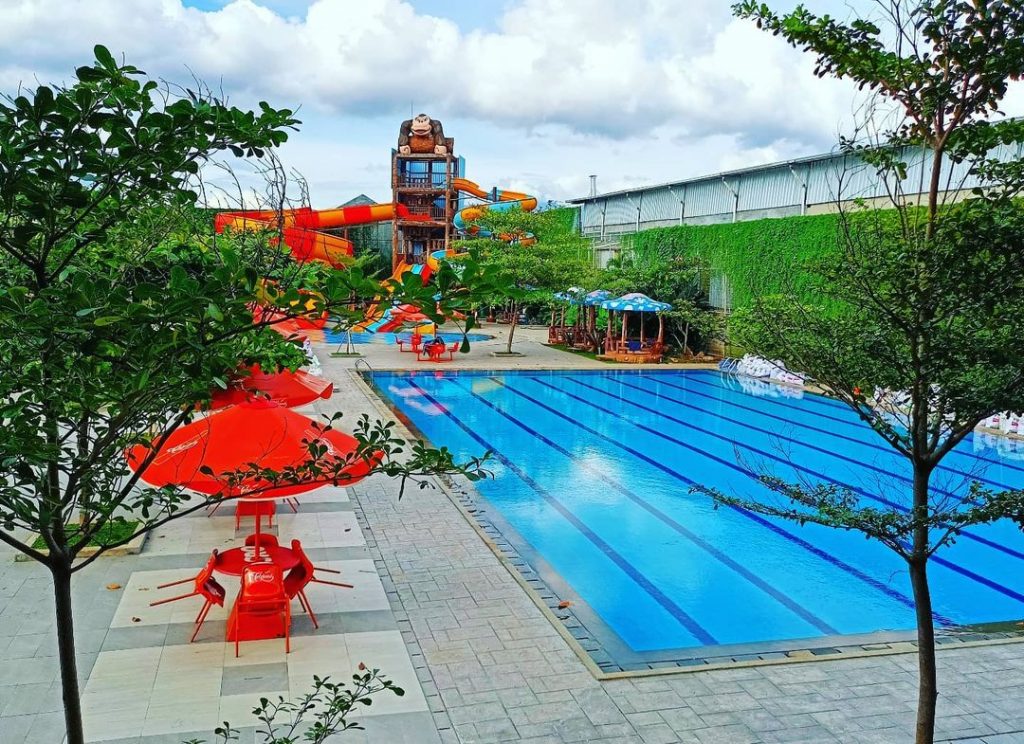 htm kolam renang margacinta park