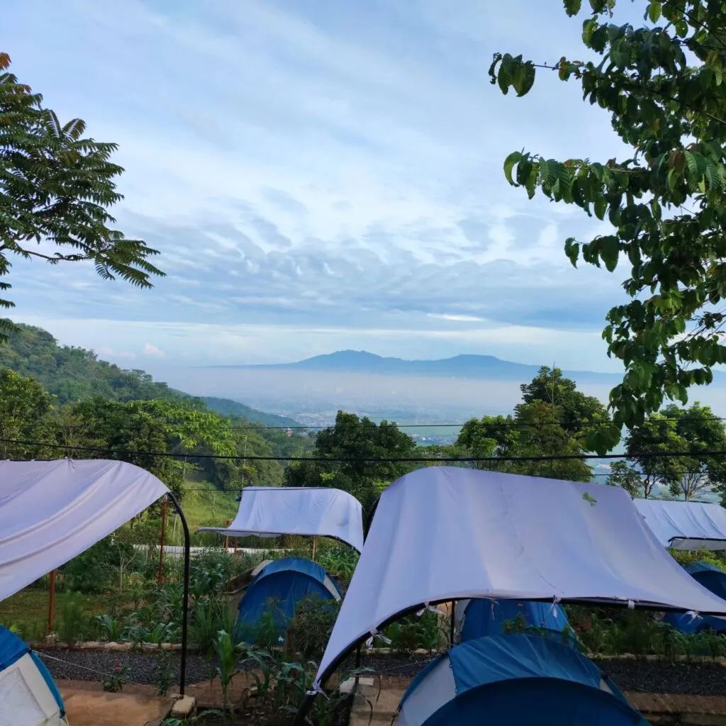 tempa camping di bale endah bandung