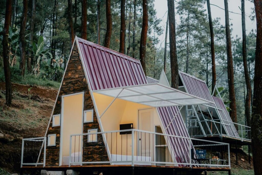 glamping aesthetic by @loccalodge_trawas