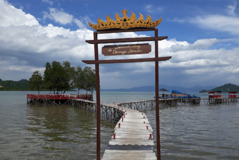 pantai dewi mandapa