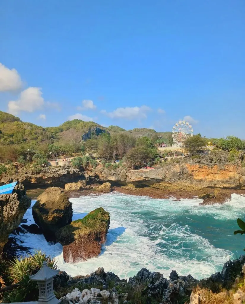 indahnya pantai gesing gk yk