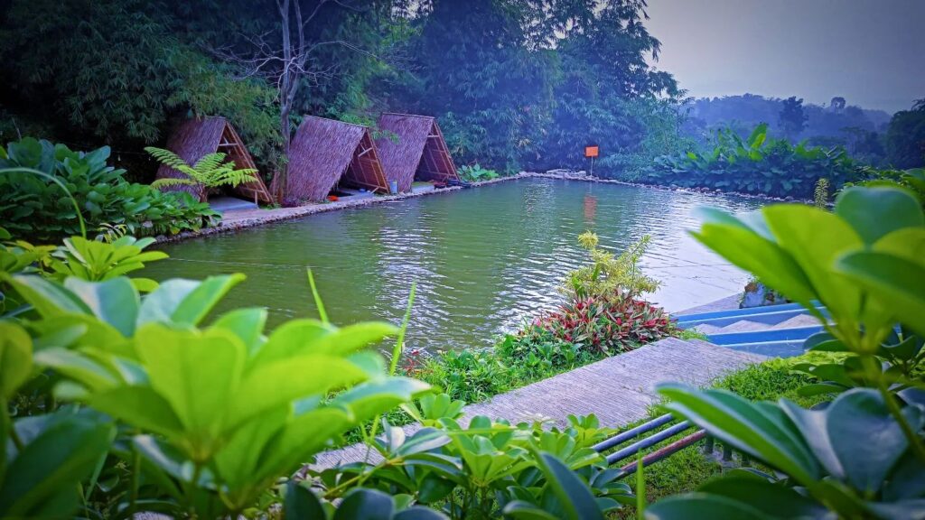 kolam rekolam renang lembur anyar