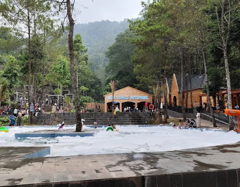 nimo jungle hot spring ciwidey