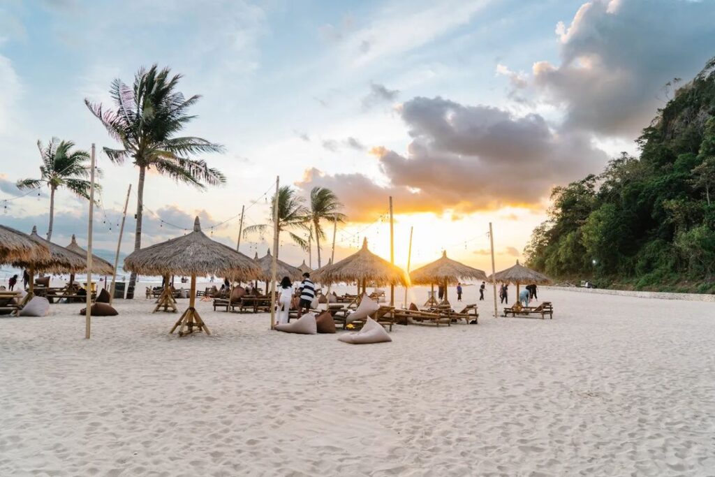 rio by the beach