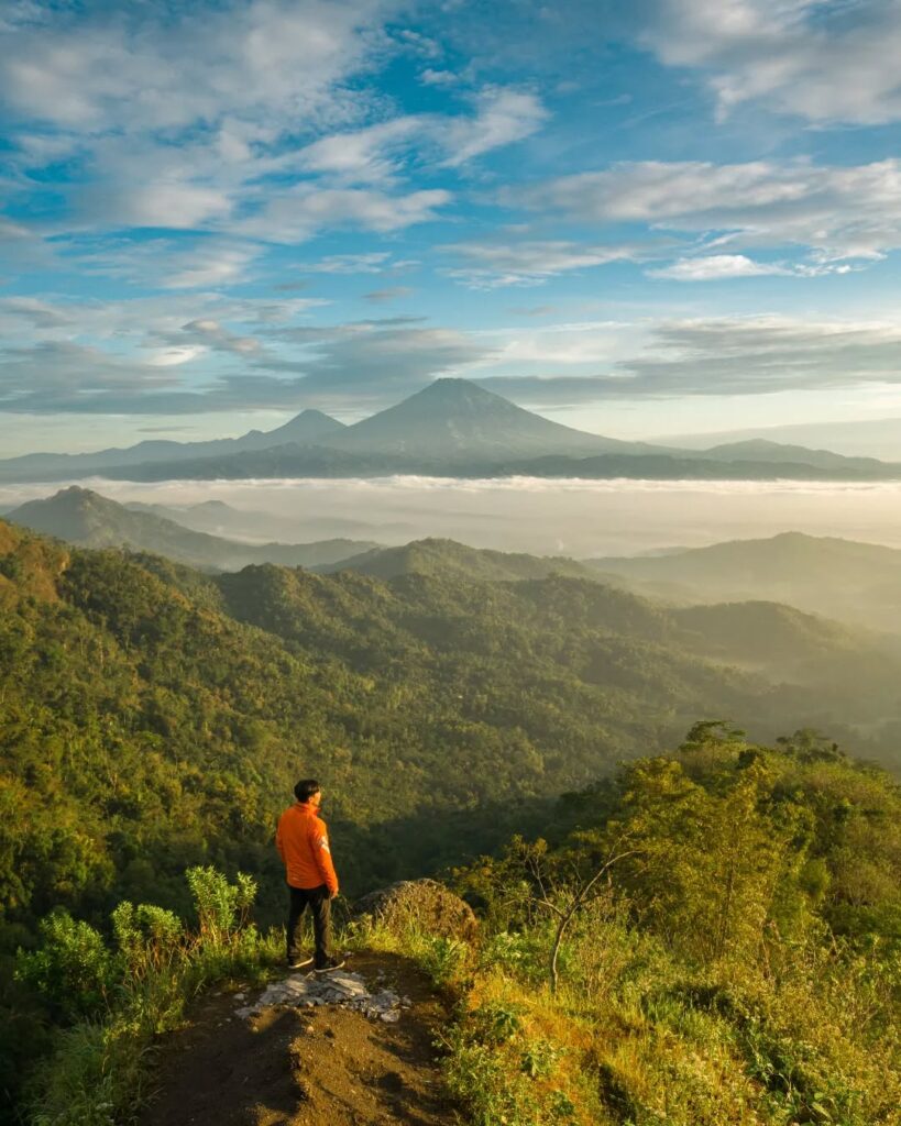 Gunung Ayamayam Jawa Tengah, Namanya Lucu Hingga Merupakan Titik Paling Tinggi Pegunungan Menoreh