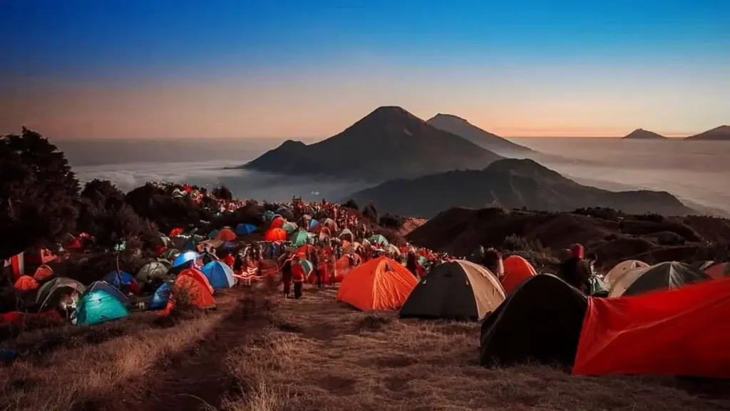 14 Sejarah Gunung Prau Dieng Lengkap Golden Sunrise Terbaik