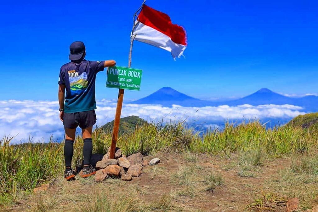 Puncak Botak Gunung Ungaran Mendaki Gunung Ungaran via Perantunan - Mounture