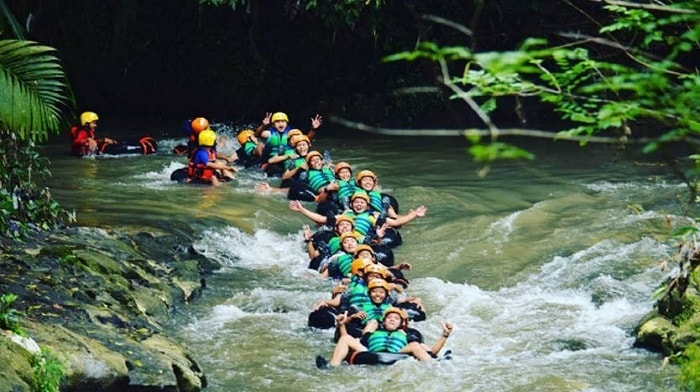 Wisata Jogja Karst Tubing Sedayu - Wisata Air Jelajah Sungai