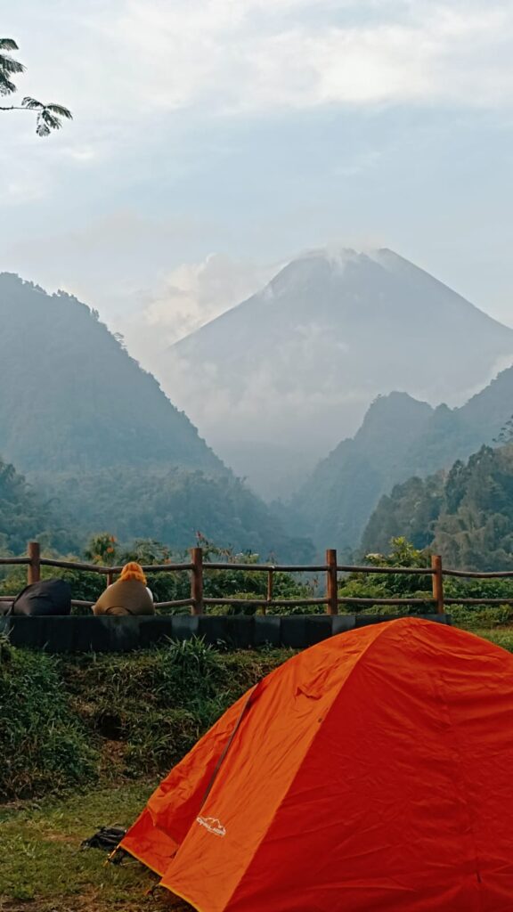 Nawang Jagad Kaliurang, Sensasi Berkemah di Lereng Merapi