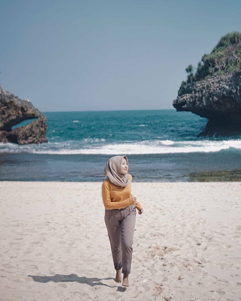 Pantai Sedahan Jogja Foto, Lokasi, Rute, Tiket Masuk dan Fasilitas